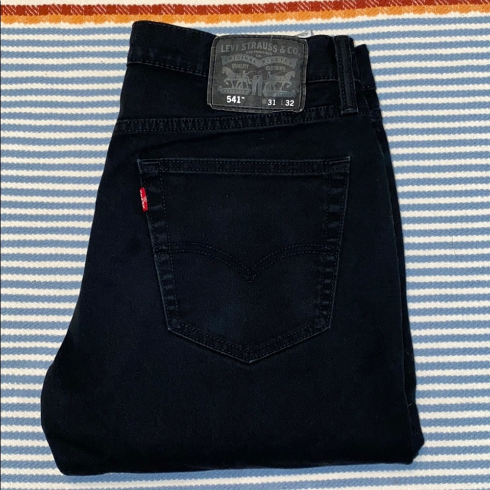 541 Levi’s